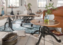 Couchtisch >IRON< in braun / schwarz aus Massivholz / Metall - 80x41x80 (BxHxT)