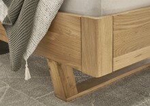 TJARK Modernes Massivholzbett 140x200 - Komfortables & hochwertiges Balkenbett mit gepolstertem Kopfteil - 146 x 89 x 219 cm (B/H/T)