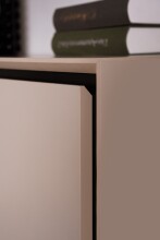 Highboard >Arona< 4 Türen, 2 Schubladen, 4 Böden, in Sand / Schwarz - 90x140x38cm (BxHxT)