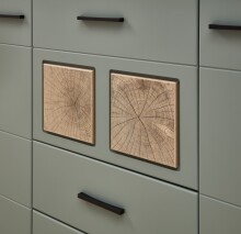Hängevitrine >Kathlin< 2 Türen, inkl LED, schilfgrün / Eiche Dekor - 80x136x37 (BxHxT)