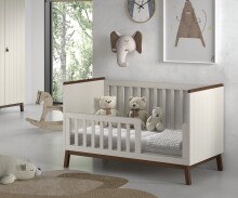 Babyzimmer-Komplettset >Sezane< (4-teilig) in Clay / Nussbaumfarbig