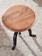 Drehhocker >WL6.658< in Akazie / schwarz, Massivholz & Metall - 48x39cm (HxT)